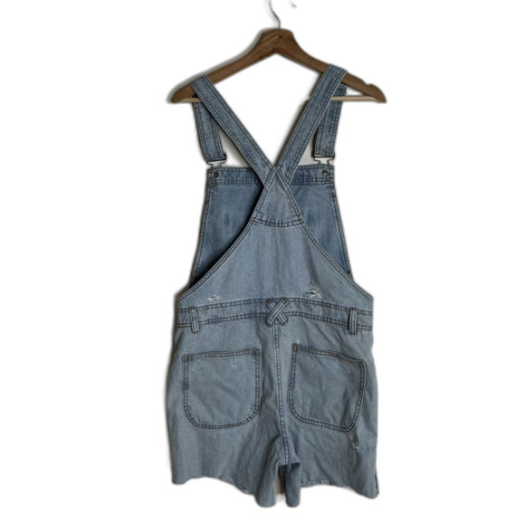 BDG Shortall Overalls Womens 30W Light Wash Denim Distressed Raw Hem Shorts - Picture 10 of 15